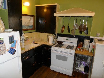 1009 Eason  kitchen